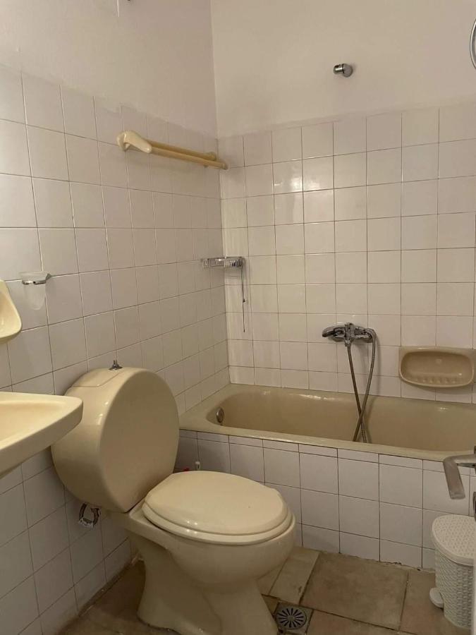 Veneto'S Garden Apartment Kardhamili Bagian luar foto